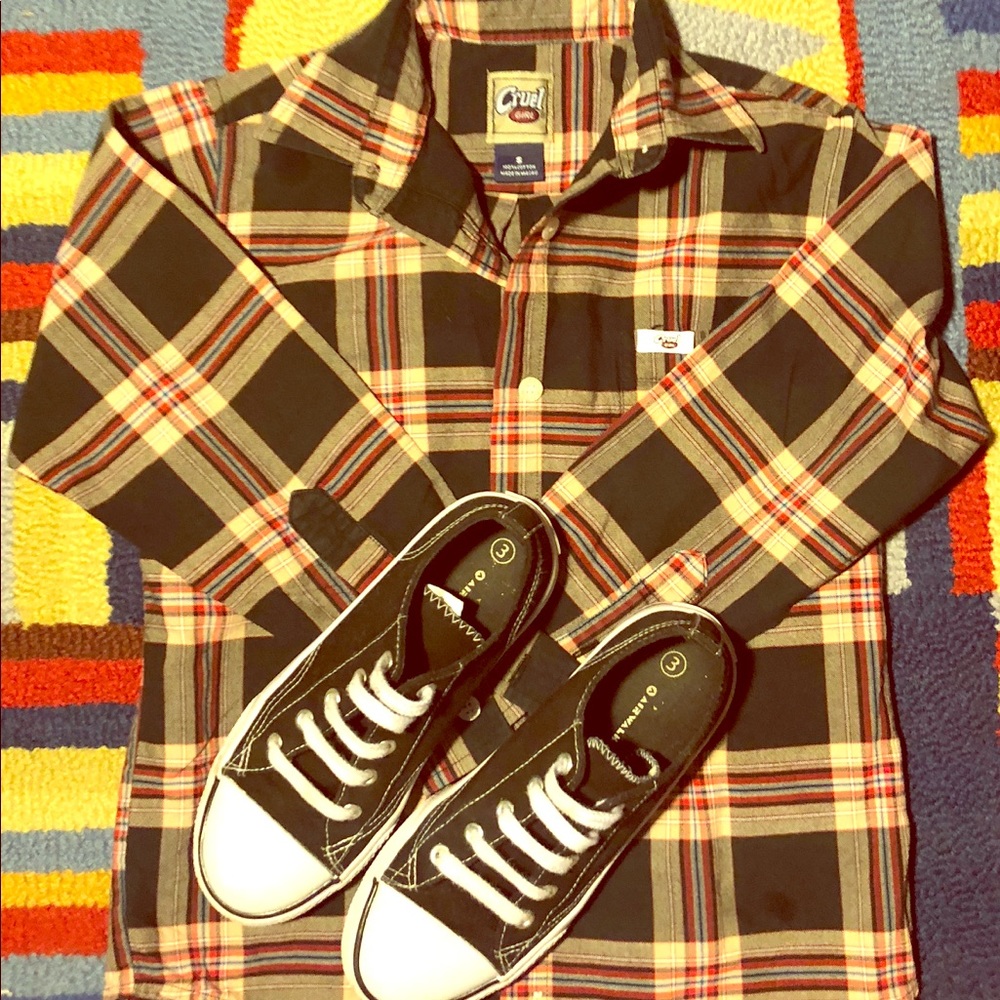 Black & brown plaid long sleeved lumberjack shirt